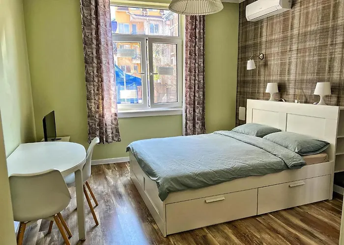 студио Center Apartamento